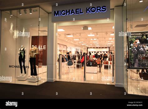 michael kors canada head office toronto phone number|michael kors outlet location.